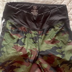 Athletic Works Black Performance Leggings with Camo Trim